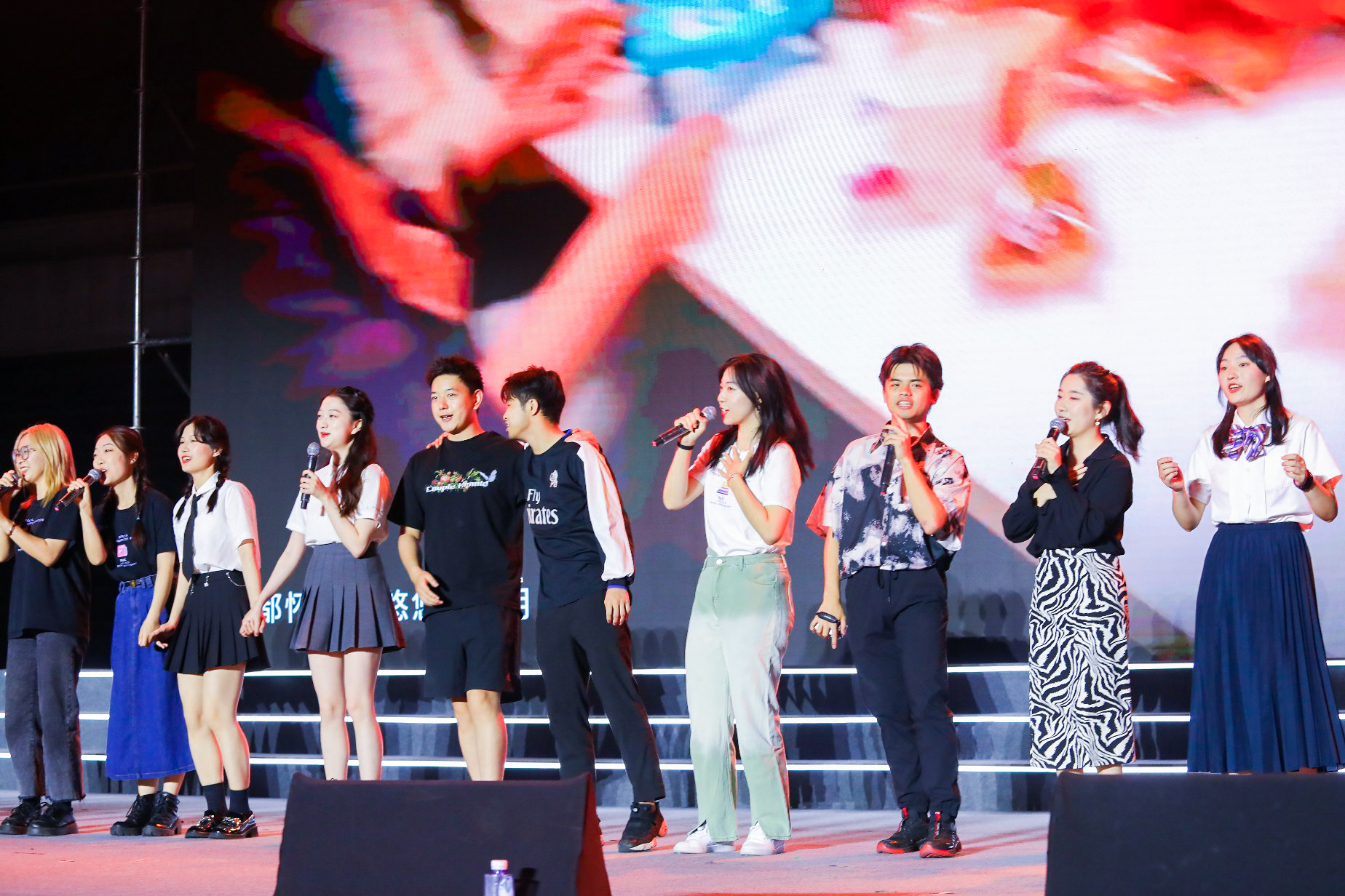 20230622-kaiyun开云官方网站2023年毕业晚会-清大嘉艺-合唱《干杯》.jpg