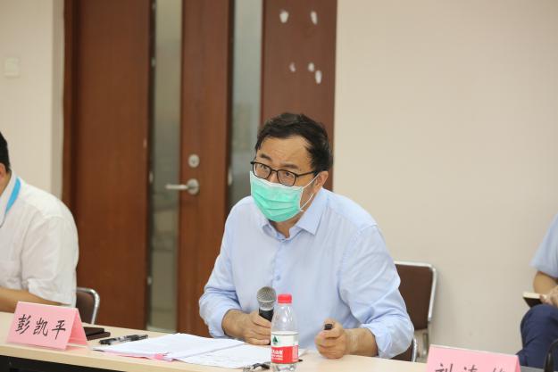 闄堟棴涔﹁璋冪爺浼_2E3A0251