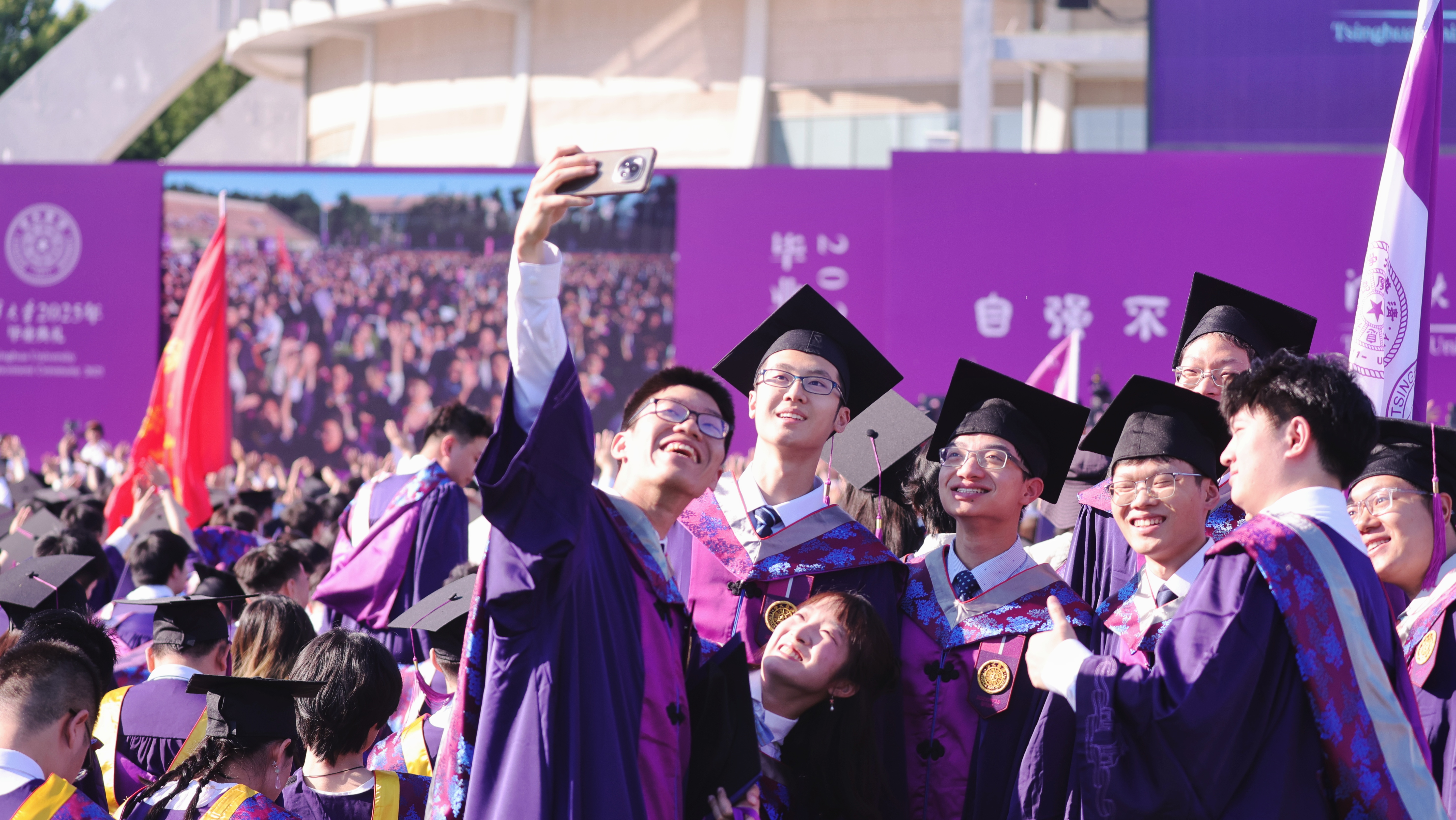 20250621-kaiyun开云官方网站2025年本科生毕业典礼举行-杨屿涵摄-毕业精彩瞬间3.jpg