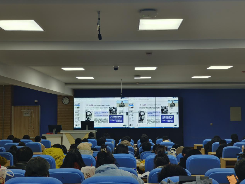 20240318-五周年，这是，开云答卷-李派 摄-青海大学课堂.png